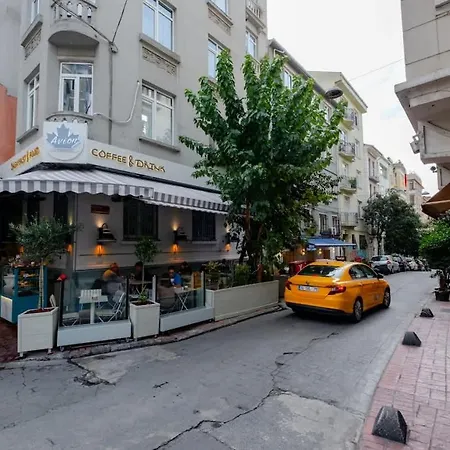 Cosy Cihangir דירה