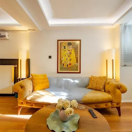 Cosy Cihangir Apartment Istanbul